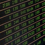 주식 차트에서 급격한 상승 흐름을 보여주는 그래프 이미지